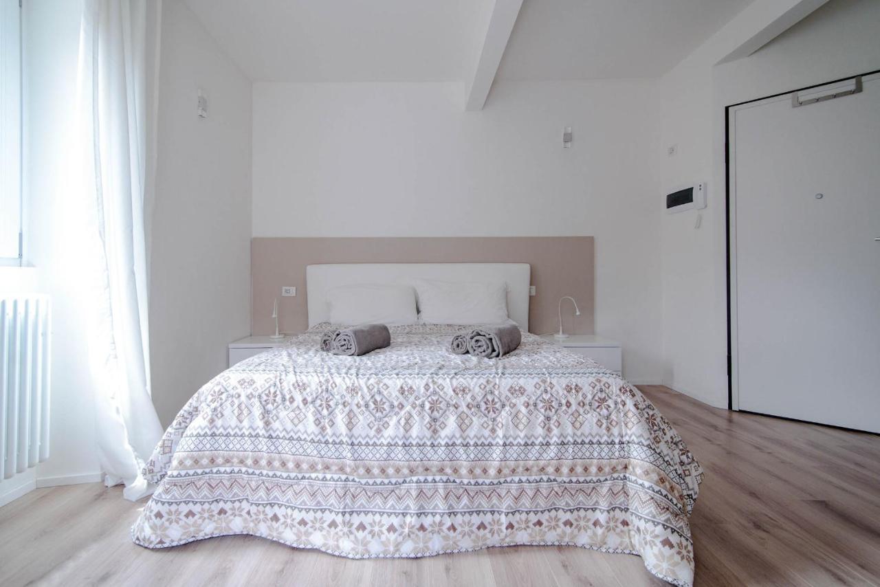 Laglio Apartment Above George Esterno foto
